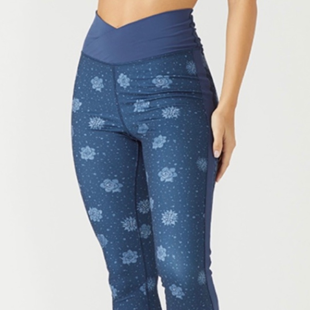 Glyder Crossover Full Length Succulent Legging